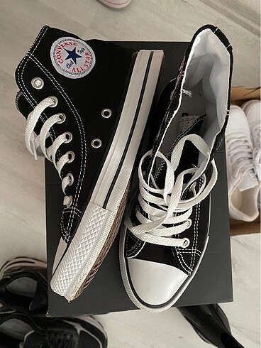 38 Beden Converse ayakkabı