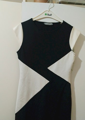 Siyah Pamuklu elbise - Görsel 3