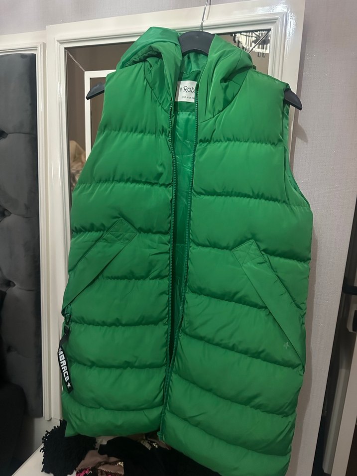 Yeşil Kapüşonlu Kadın Şişme Yelek - Görsel 3