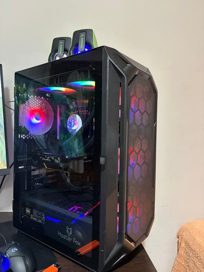 Çok Renkli Masaüstü Bilgisayar - Görsel 2