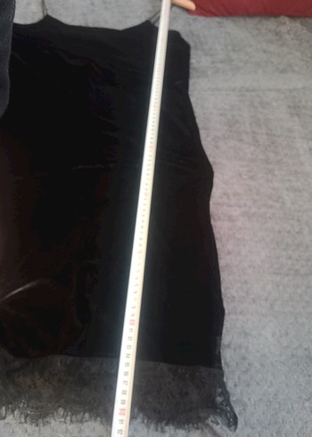 Siyah V Yakalı Drapeli Midi Elbise - Görsel 7