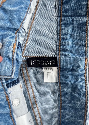 H&M Düğmeli Mini Gri Yıkamalı Kadın Denim Şort