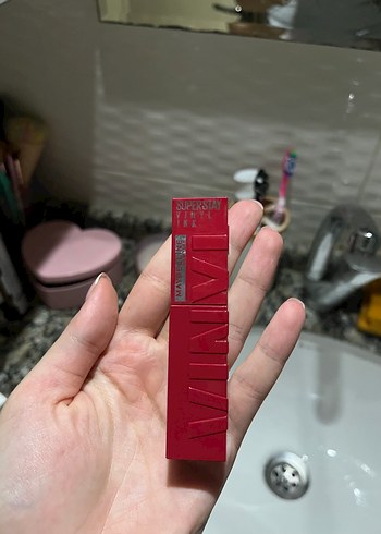  Beden bordo Renk Maybelline Superstay Parlak Kırmızı Ruj