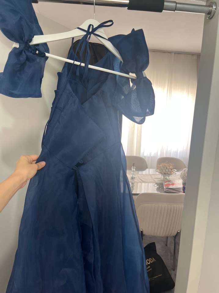 Pullu Lacivert Uzun Kadın Abiye Elbise - Görsel 3