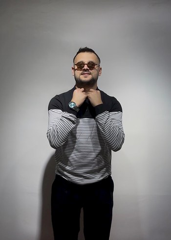 Gri Çizgili Polo Yaka Erkek Sweatshirt AMİ MARKA - Görsel 3