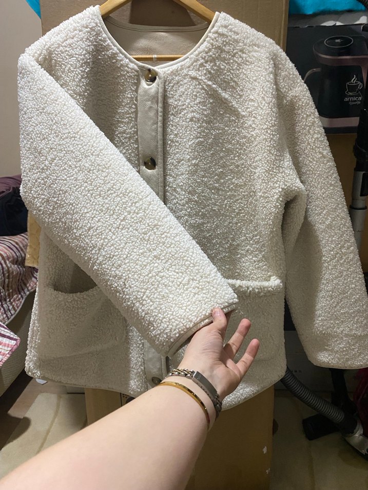 Kadın Beyaz Peluş mont - Görsel 3