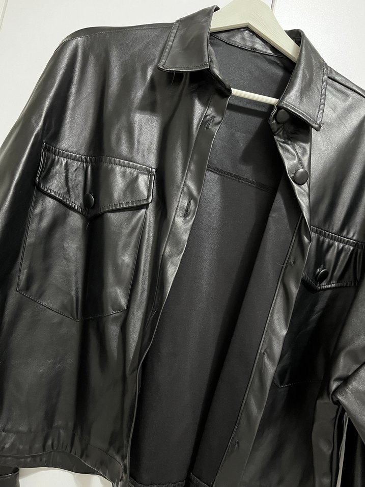 Düğmeli Siyah Deri Kadın Ceket - Görsel 2