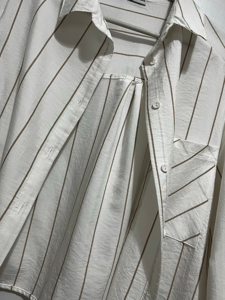 Çizgili Pliseli Keten Kadın Gömlek - Görsel 2