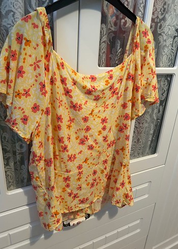 Sarı Baskılı Bohem V Yaka Bluz - Görsel 3