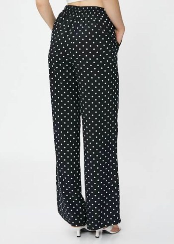 Beyaz Puantiyeli Midi Kadın Kumaş Pantolon - Görsel 3