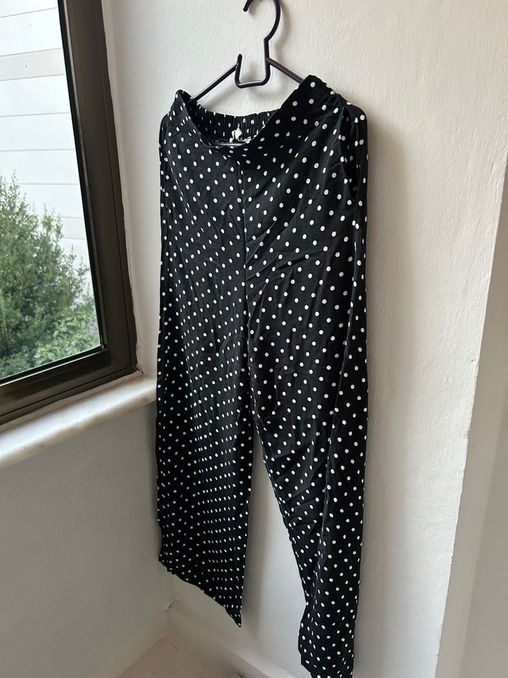 Beyaz Puantiyeli Midi Kadın Kumaş Pantolon - Görsel 2