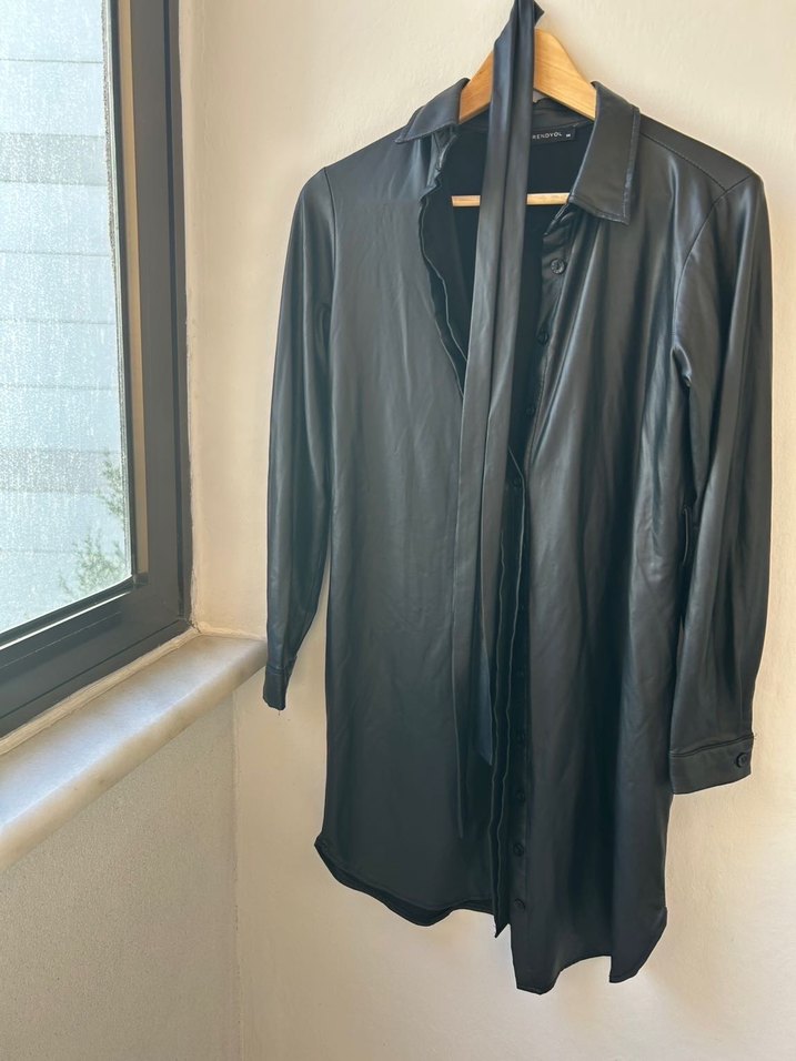 Düğmeli Siyah Deri Kadın Elbise Tunik - Görsel 4