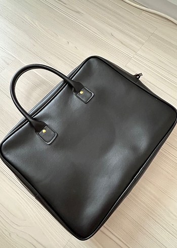 Siyah Deri Fermuarlı Kadın Evrak Çantası - Görsel 6