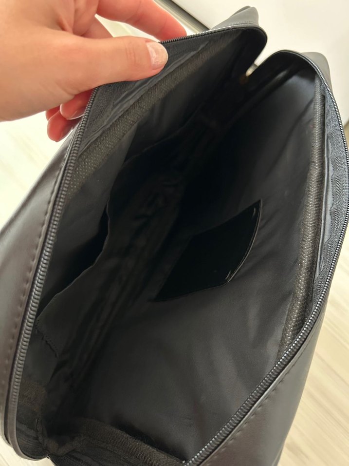 Siyah Deri Fermuarlı Kadın Evrak Çantası - Görsel 3