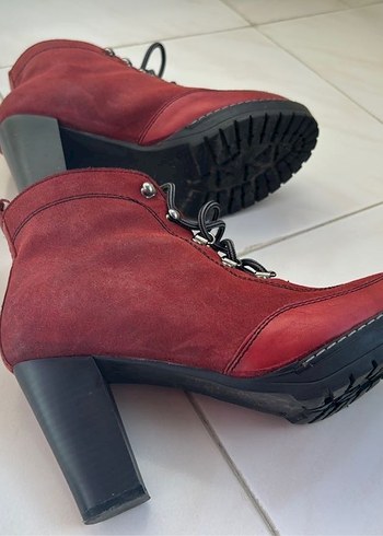 Bordo Süet Tokalı Kadın Topuklu Bot - Görsel 2