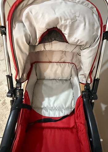 9- 36 kg Beden Kırmızı Bebek Arabası