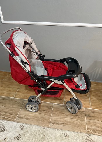 Kırmızı Bebek Arabası - Görsel 4