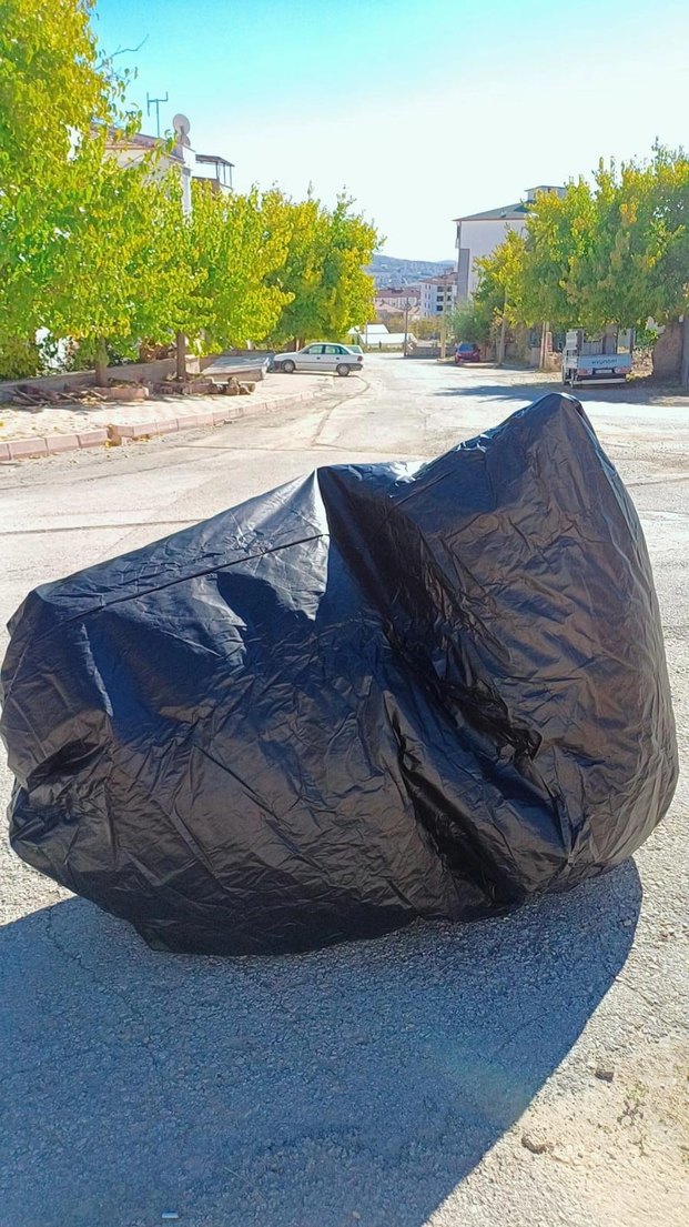 Su Geçirmez Siyah Motosiklet Brandası - Görsel 3