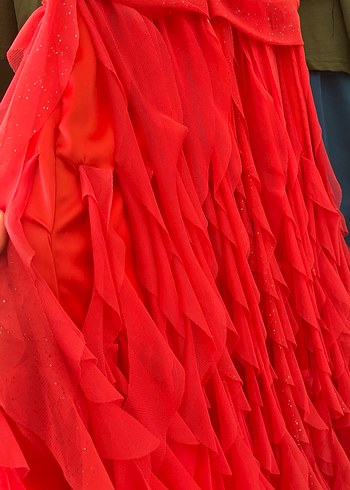 Kırmızı Fırfırlı Midi Abiye Elbise - Görsel 4
