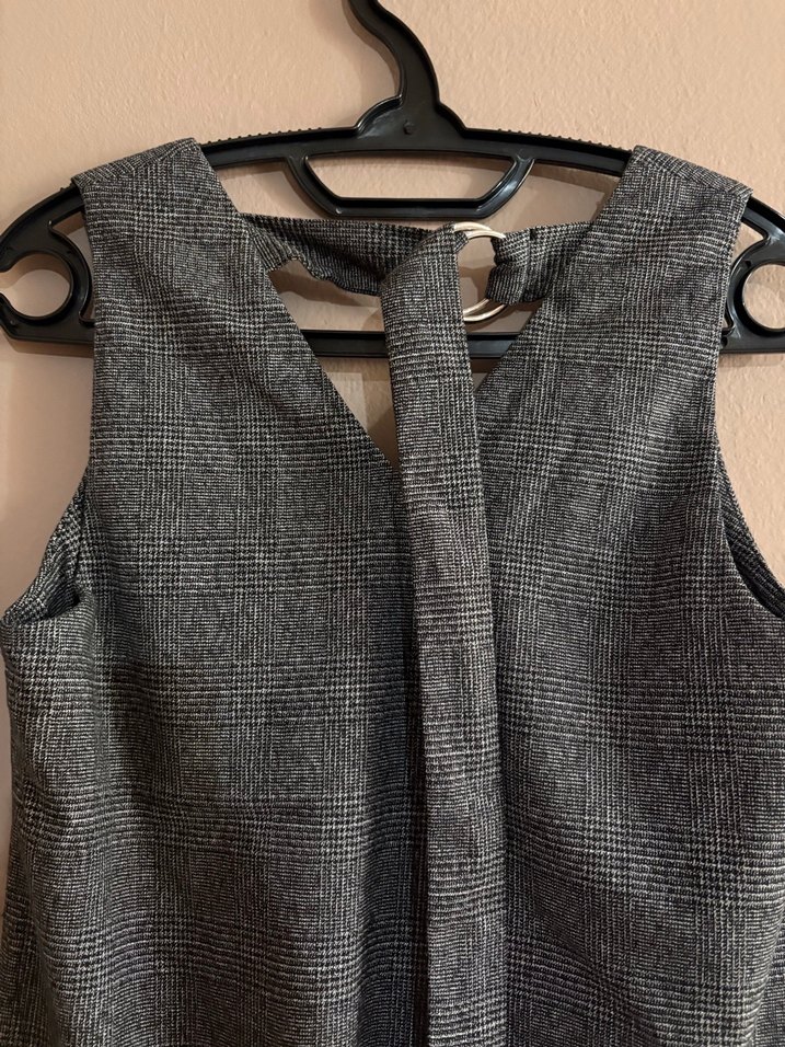 Mango Gri Mini V Yakalı Fırfırlı Elbise - Görsel 3