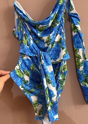 Milla çok renkli Carmen yaka bluz - Görsel 3