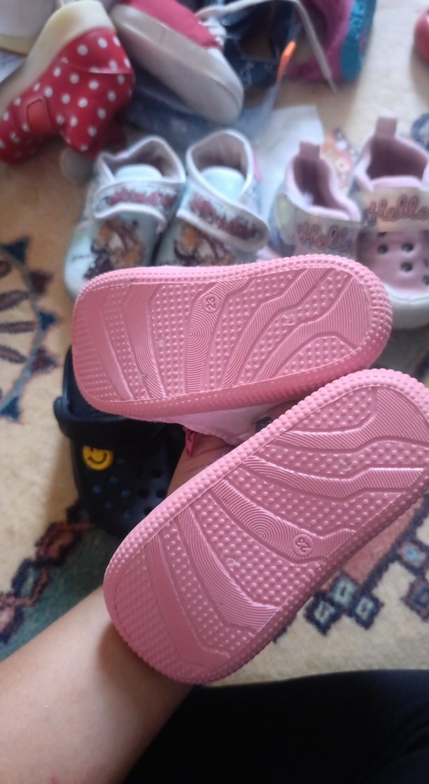 Pembe Nakışlı Tokalı Kız Çocuk Terlikleri - Görsel 2