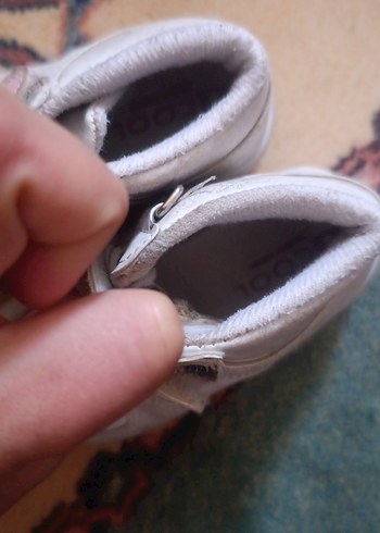 Kız Çocuk Beyaz Cırt Cırtlı Spor Ayakkabı - Görsel 4