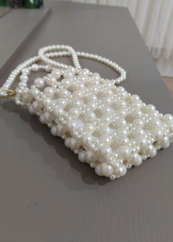 Boncuk İşlemeli Beyaz Kadın Çantası - Görsel 3