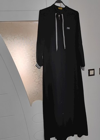 Kadın Siyah Uzun Fermuarlı Pardösü - Görsel 4