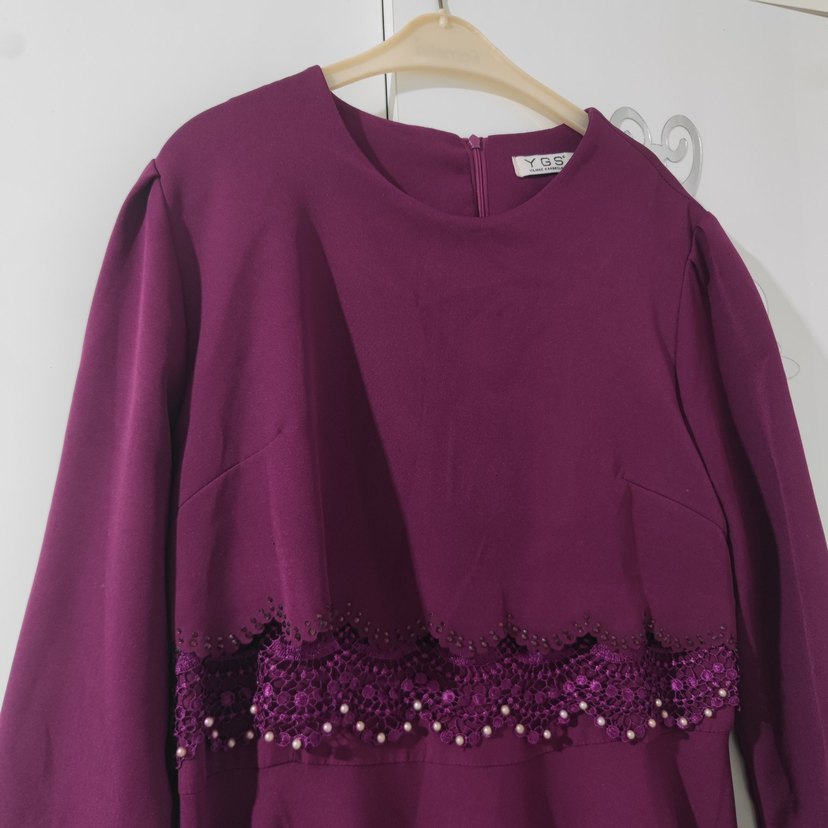 Bordo İşlemeli Uzun Kadın Elbise - Görsel 2