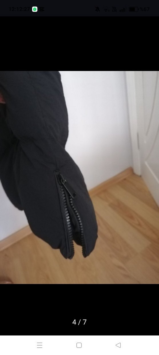 Siyah Kapüşonlu Rahat Kadın Kış Montu - Görsel 4