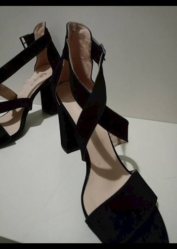 Siyah süet Tokalı Blok Topuklu Kadın Ayakkabı - Görsel 3