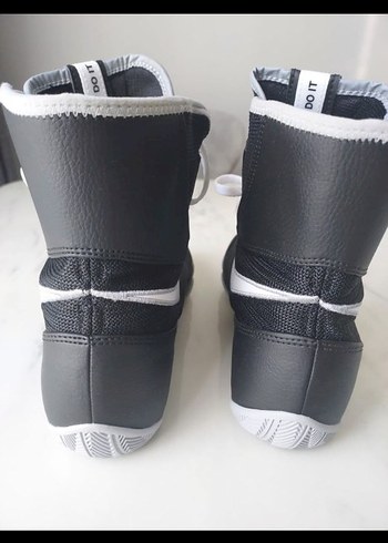 Nike Siyah Beyaz Boks Ayakkabısı - Görsel 3