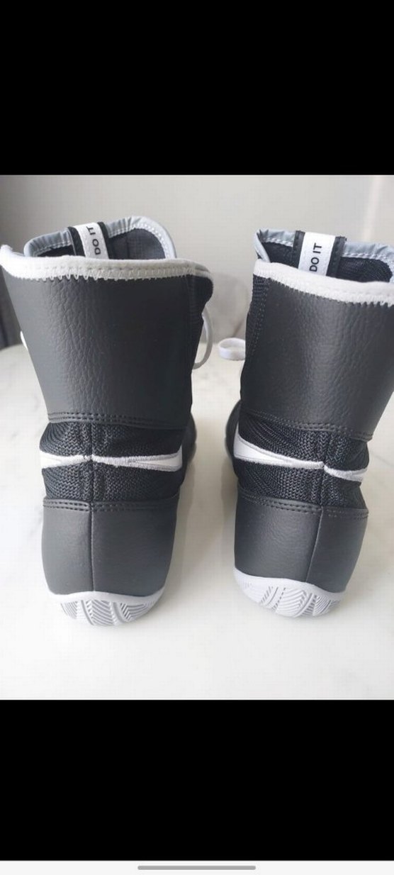 Nike Siyah Beyaz Boks Ayakkabısı - Görsel 3