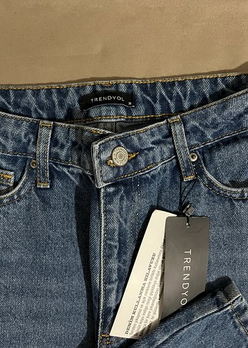 36 Beden mavi Renk Kadın Mavi Denim Kemerli Normal Boy Jean