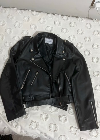 m Beden siyah Renk Siyah Deri Kemerli Biker Ceket