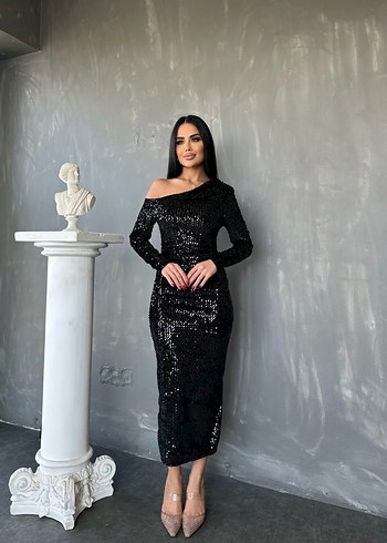 Siyah Parlak Yılan Desenli Uzun Abiye Elbise - Görsel 2