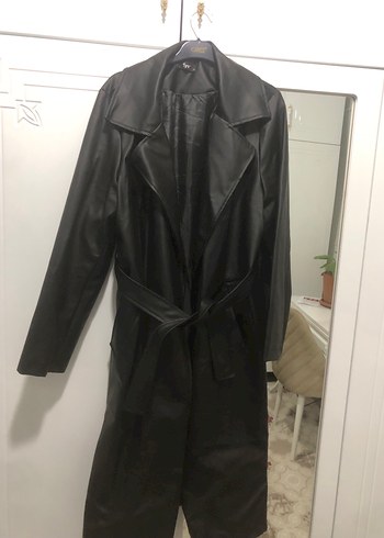 Kadın Siyah Deri Uzun Kemerli Palto - Görsel 2