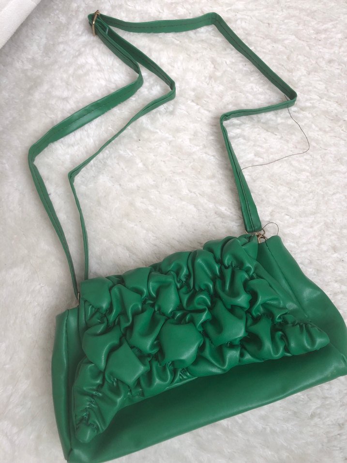 Yeşil Fırfırlı Kadın Omuz Çantası - Görsel 2