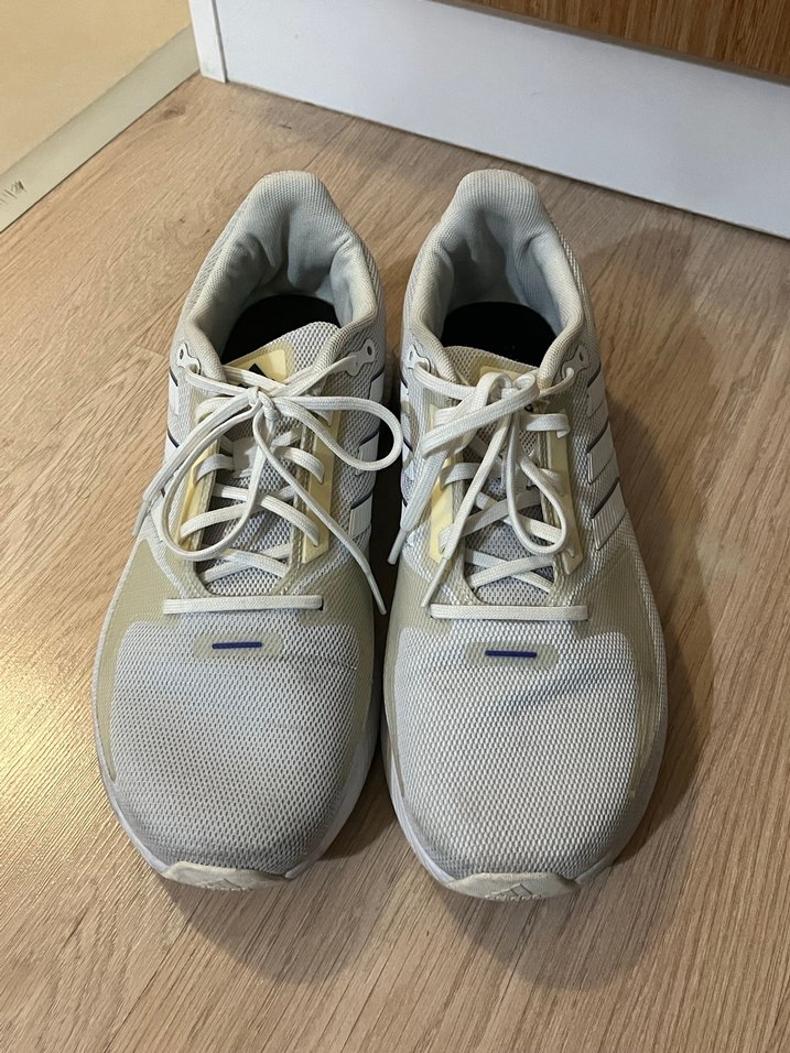 Mor Detaylı Kadın Beyaz Spor Ayakkabı - Görsel 3