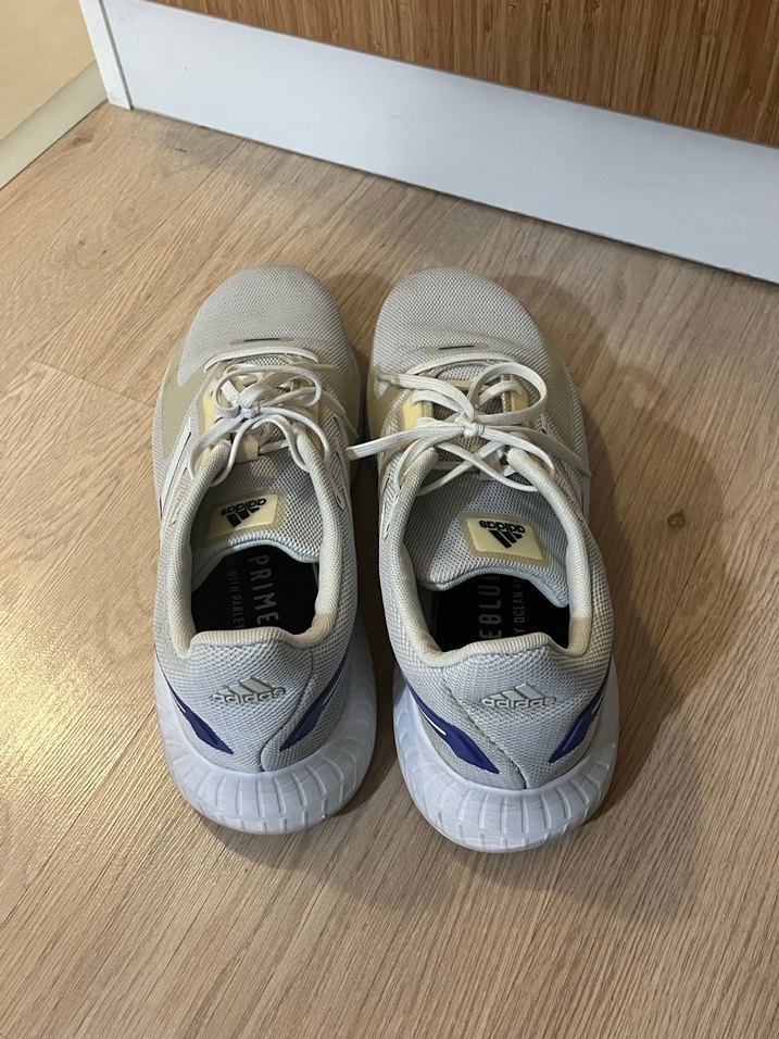 Mor Detaylı Kadın Beyaz Spor Ayakkabı - Görsel 4