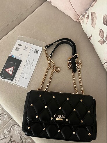 Guess Çanta