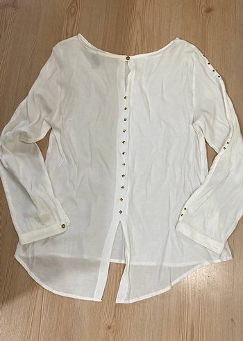 Düğmeli Uzun Kollu Beyaz Keten Bluz - Görsel 2