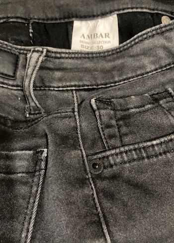 Siyah Kadın Mini Denim Şort - Görsel 3