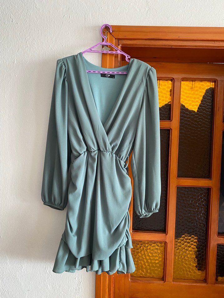 Drapeli Uzun Kollu V Yaka Yeşil Elbise - Görsel 3