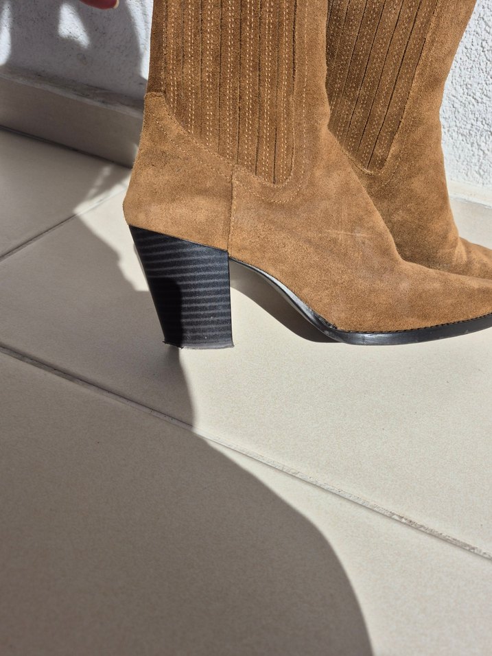 MANGO Kahverengi Süet Topuklu Bot - Görsel 3