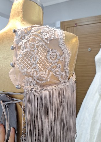 Askılı Püsküllü Gri Midi boy Abiye Elbise - Görsel 6