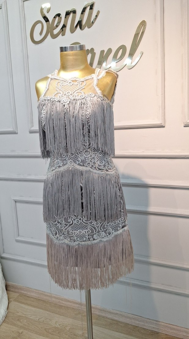 Askılı Püsküllü Gri Midi boy Abiye Elbise - Görsel 3