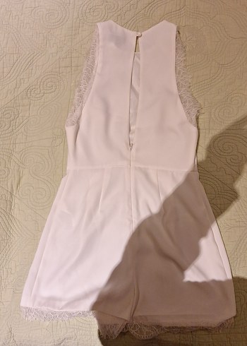 Dantel Detaylı Beyaz Kısa Tulum - Görsel 3