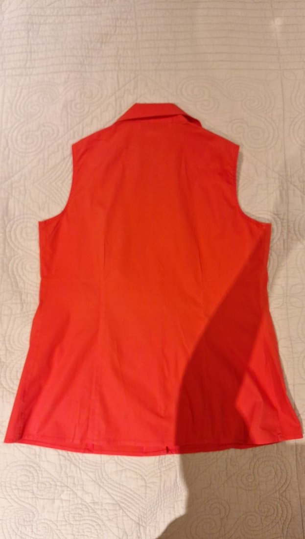 Kırmızı Düğmeli Kolsuz Kadın Hamile Gömlek - Görsel 3